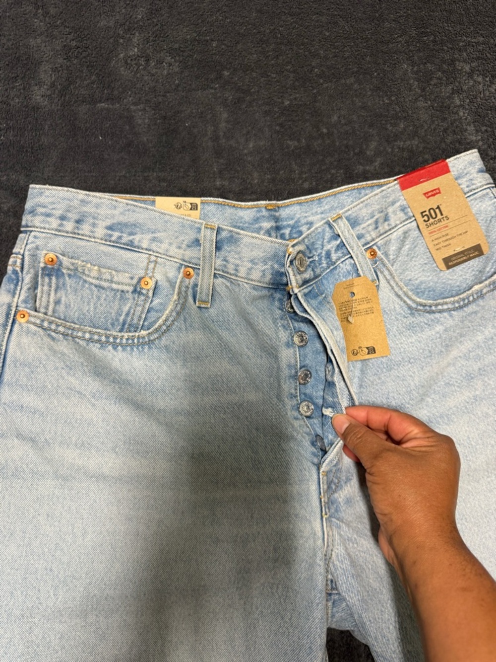 501° MID THIGH SHORTS, - Picture 5 of 10